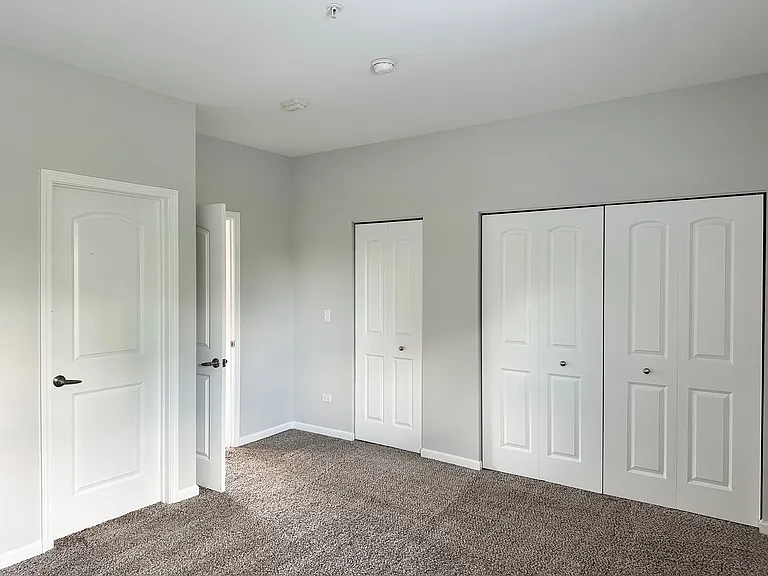 853 E Main St #2F — Photo 8