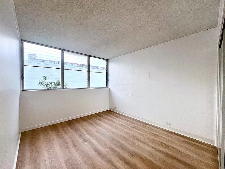 1660 Kalakaua Ave #B307 — Photo 9