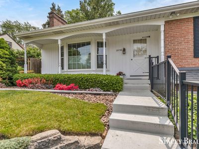 2236 Burton St SE, Grand Rapids, MI, 49506