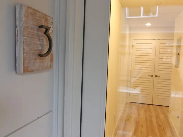 Taghus, 4724 31st Ave S #3, Seattle, WA 98108