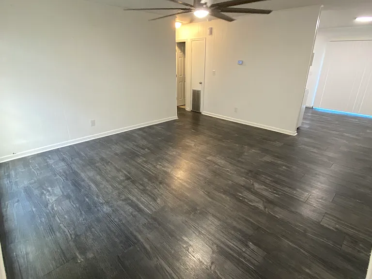 4743 Frontier Rd — Photo 8