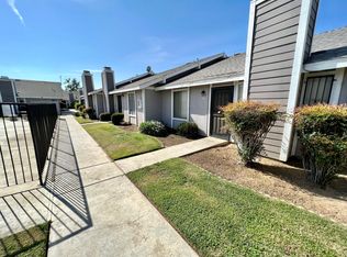 1027 W Dakota Ave APT 105, Fresno, CA 93705