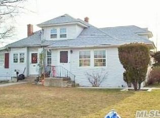 46-48 4th Ave, East Rockaway, NY 11518