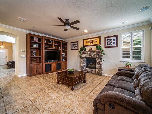 4th image of 1625 Antigua Ln