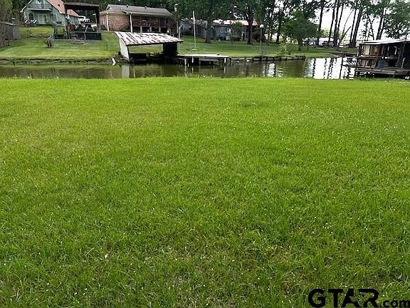 2nd image of 17418 Lakeview Dr