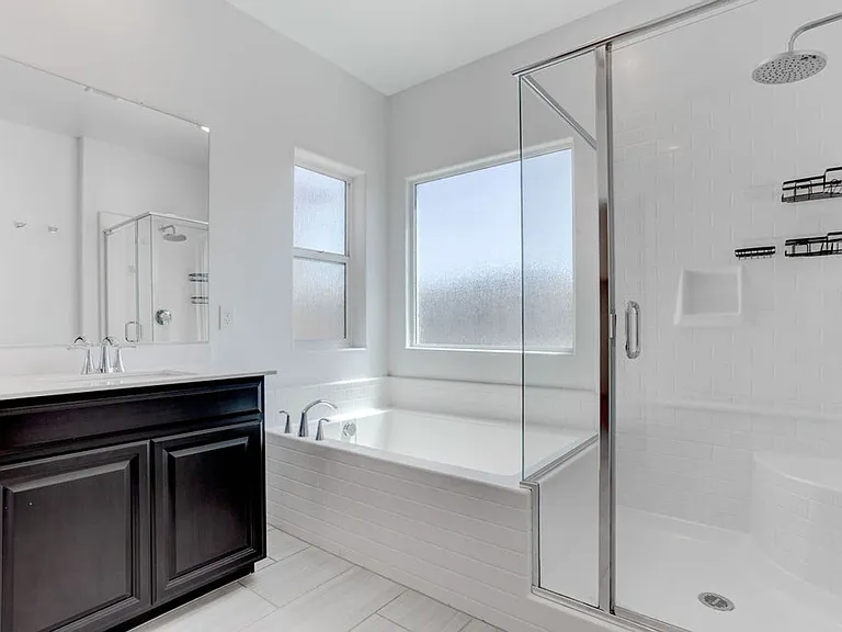 7106 Calvert Cliffs St — Photo 39