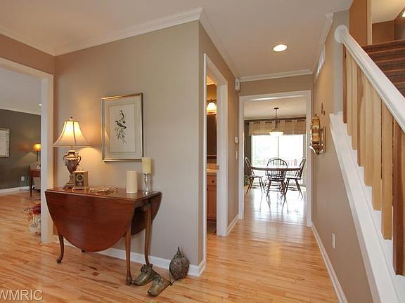 3rd image of 1300 Millwood Ct NE