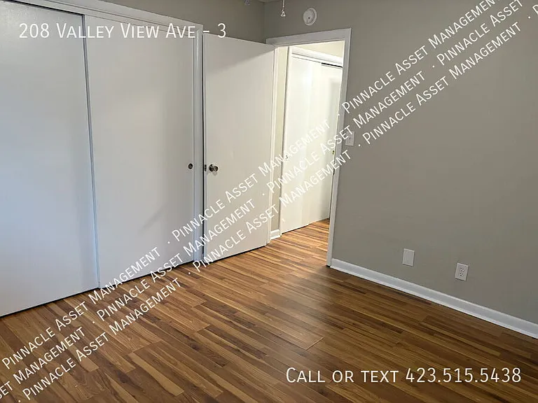 208 Valley View Ave #3 — Photo 27