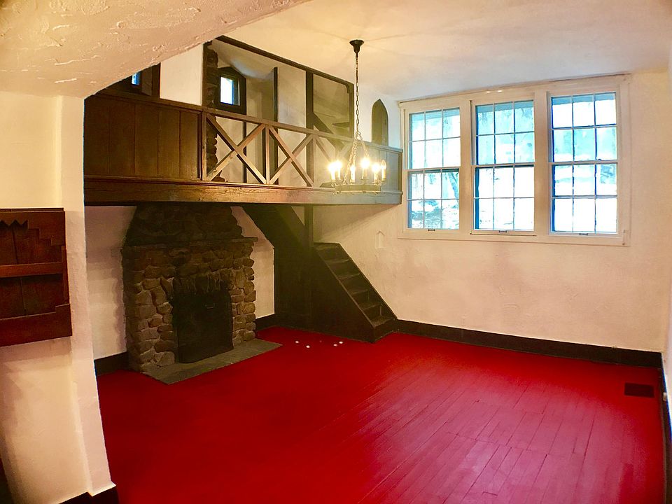 Living Room, Fire Place