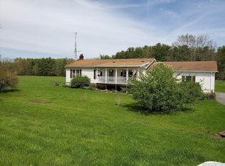 40 Fish Rd, Oak Hill, NY 12460