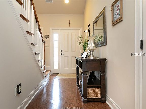 3rd image of 118 Ocracoke Ln