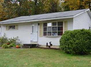 41 Crestline Dr, Ballston Spa, NY 12020