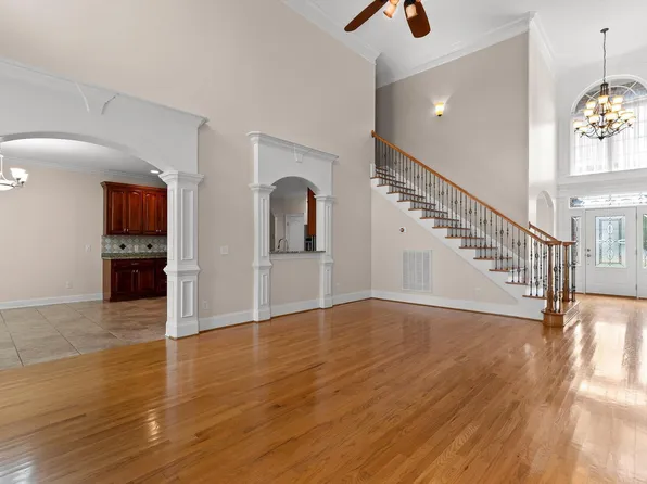 7935 Trout Lily Dr, Ooltewah, TN 37363