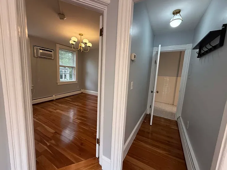 75 Benefit St #2R — Photo 6