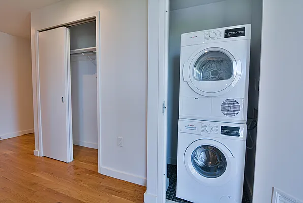 Rented by Corcoran | media 23