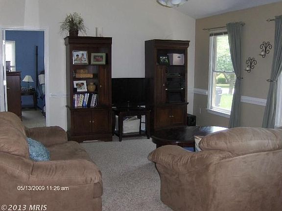 2nd image of 309 Cooper St