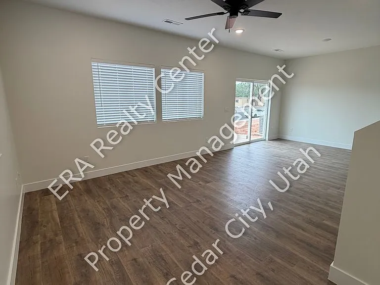 50 E 1600 N #1A — Photo 6