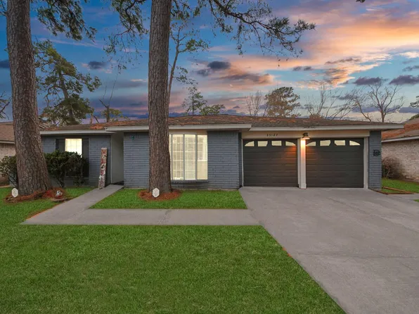 23127 Harpergate Dr, Spring, TX 77373