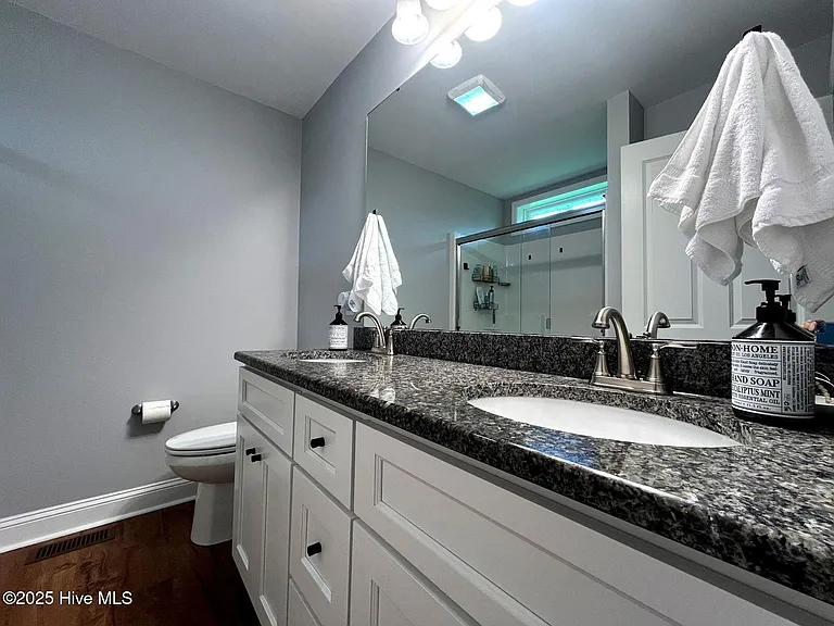 162 Midway Rd — Photo 24