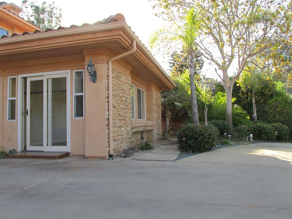 1st image of 13613 Torrey Hill Ct