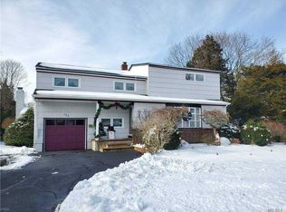 154 Edgewater Ave, Bayport, NY 11705