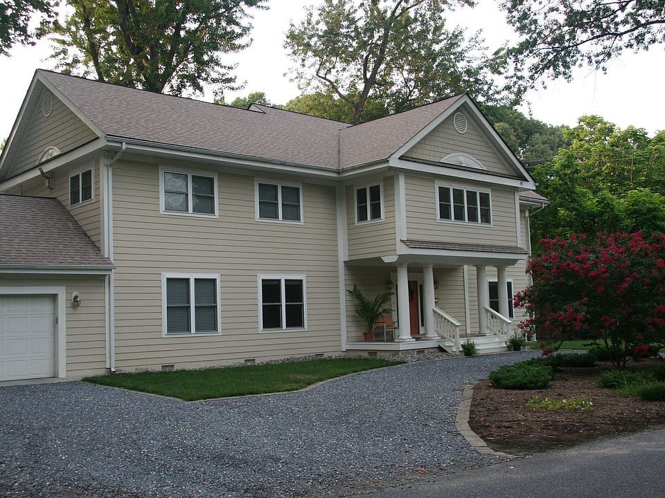 1st image of 100 Lockleven Dr