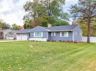 130 Montrose Rd, Waterloo, IA 50701