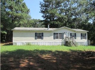 70 Executive Cir, Dalzell, SC 29040