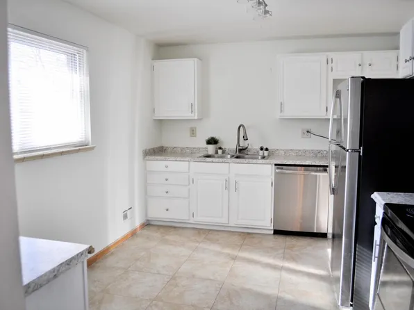 12460 E 31st Ave, Aurora, CO 80011