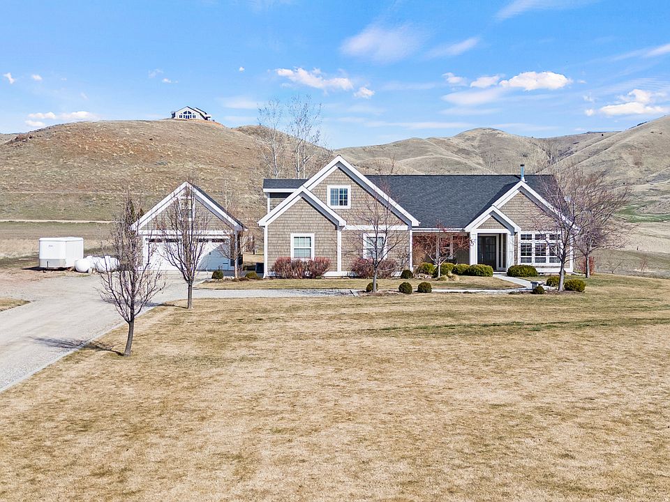 1st image of 2137 Lake View Cir