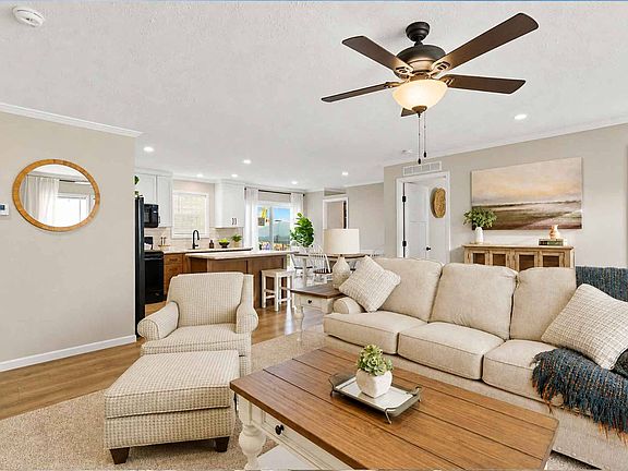 4th image of 6074 Deerfield Rd #41