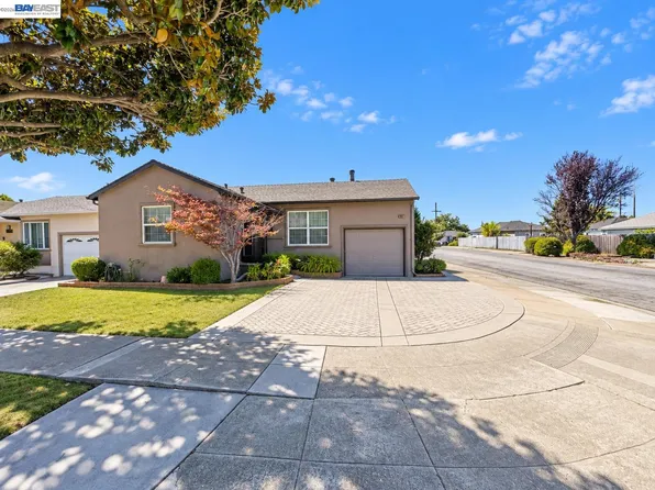 921 Hutchings Dr, San Leandro, CA 94577