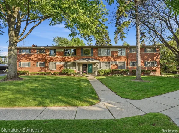 1245 Derby Rd APT 7, Birmingham, MI 48009