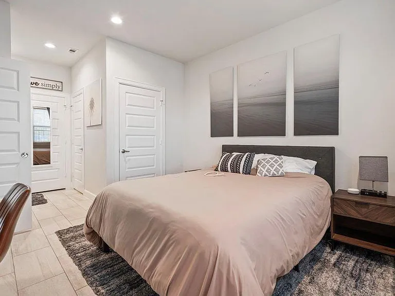 316 Jensen Dr — Photo 5