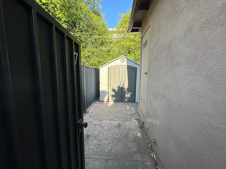 Private entrance to back area