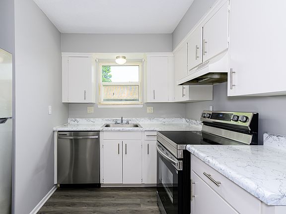 2nd image of 9203 NW 60th St #04b8852ed
