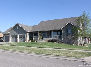 2607 Katherine Dr, Salina, KS 67401