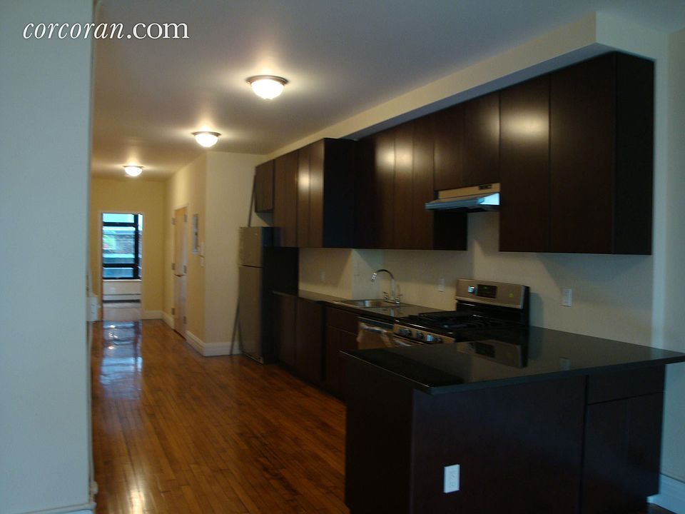 2nd image of 306 Livingston St APT 2