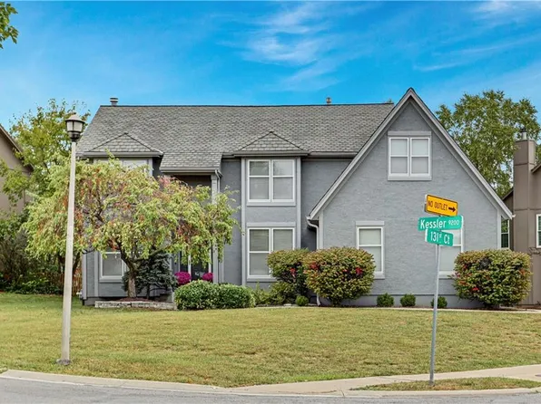 13163 Kessler St, Overland Park, KS 66213