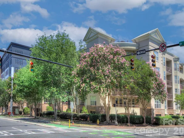 405 W 7th St APT 303, Charlotte, NC 28202
