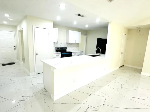 12407 Mistymont Dr, Houston, TX 77070