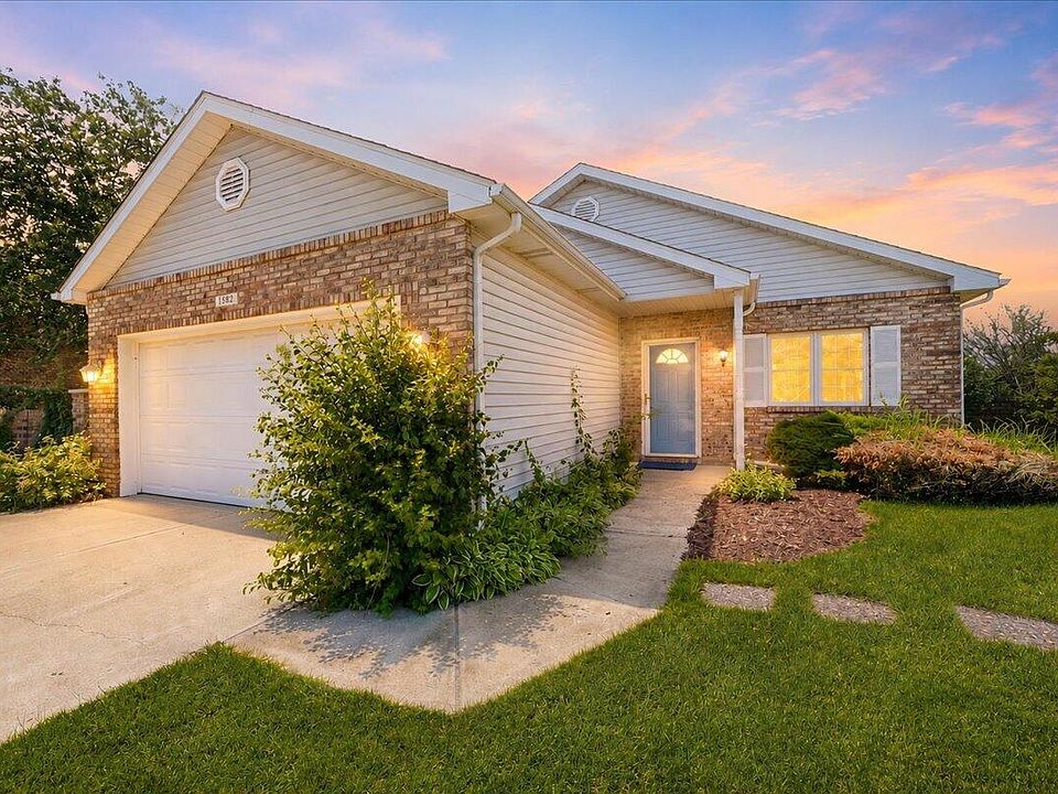 1st image of 1582 Lilac Ct