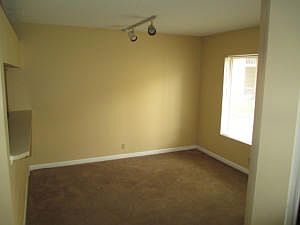 5th image of 1448 The Pointe Dr