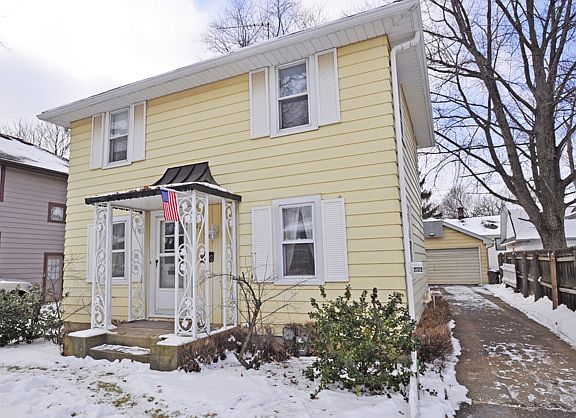 2nd image of 1342 N Jackson St