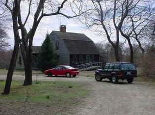 33 Harvey Ln, Narragansett, RI 02882