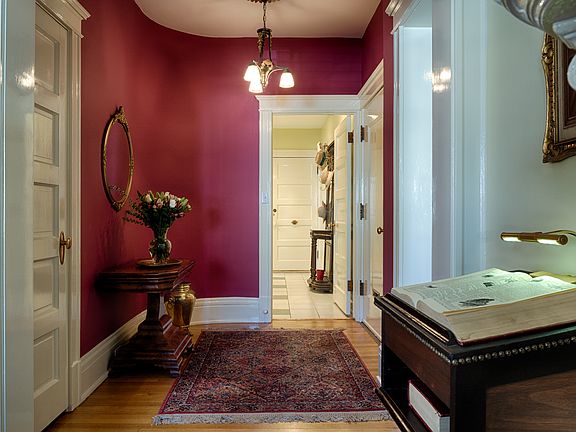 4th image of 836 E 17th Ave APT 2A
