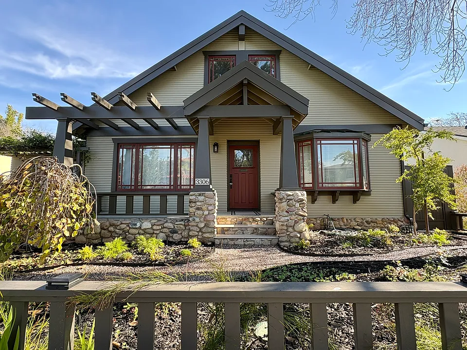 3306 Gibson Pl