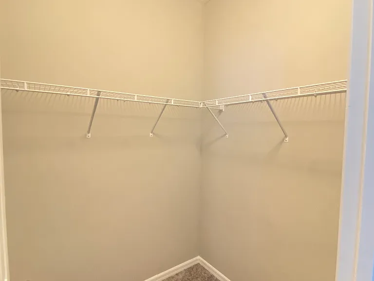 698 Bay Bridge Cir — Photo 30