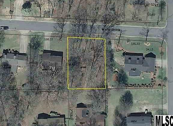 5th image of 813 W 6th Street Cir