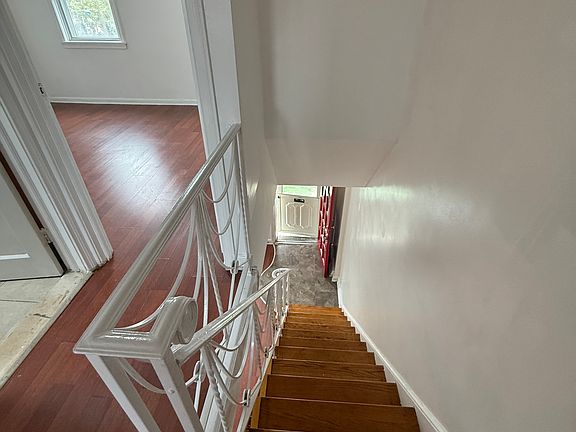 5th image of 3251 Princeton Ave